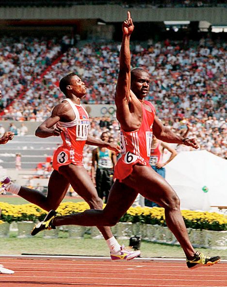 Ben Johnson rend sa médaille d’or